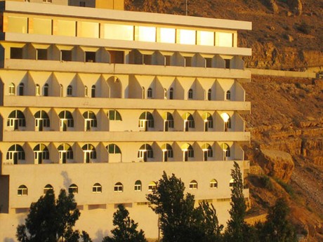Al Anbat Hotel 3*